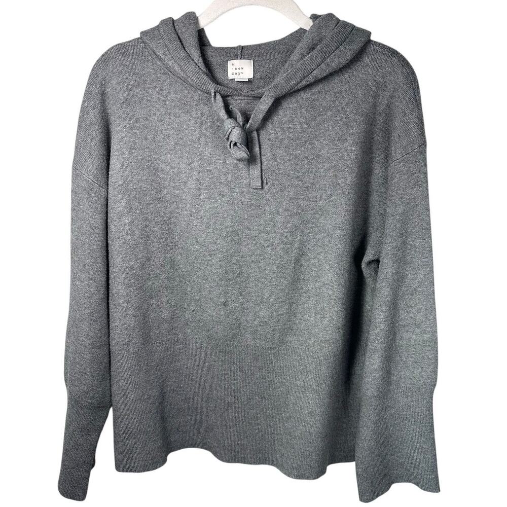 A New Day Gray Long Sleeve Hoodie Women's Medium